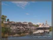 Река Тура и вид на Покровский монастырь