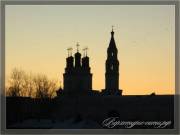 Свято-Троицкий собор на фоне утреннего неба