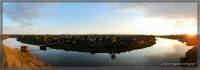 Панорама Верхотурья и реки на закате